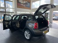 USED 2012 12 MINI COUNTRYMAN 2.0 COOPER D ALL4 5d 110 BHP SATELLITE NAVIGATION / BLUETOOTH