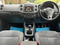 USED 2014 63 VOLKSWAGEN TIGUAN 2.0 MATCH TDI BLUEMOTION TECHNOLOGY 4MOTION 5d 139 BHP Heated Seats, Parking assist