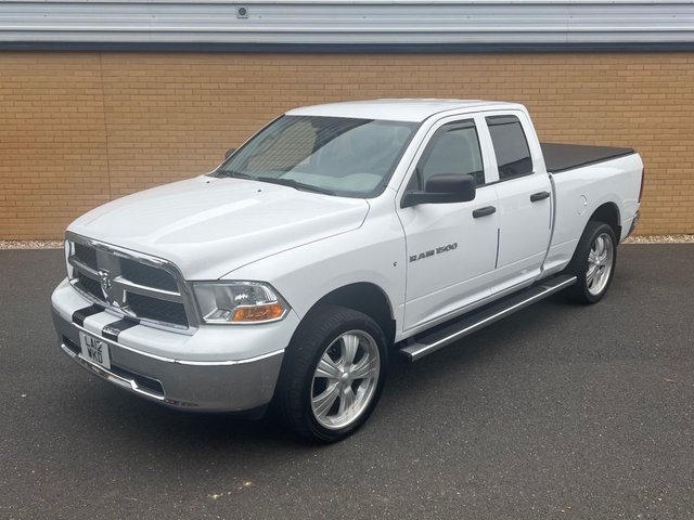 2012 X Dodge Ram 1500 QUAD CAB ST/SLT // 4x4 // 4700cc V8 // 310 Hp // px swap