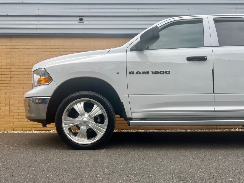 USED 2012 X DODGE RAM 1500 QUAD CAB ST/SLT // 4x4 // 4700cc V8 // 310 Hp // px swap 