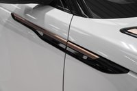 USED 2018 68 LAND ROVER RANGE ROVER VELAR 2.0 R-DYNAMIC SE 5d 178 BHP + NATIONWIDE HOME DELIVERY +