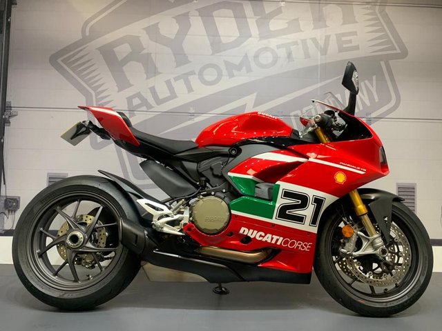 2022 71 Ducati Panigale V2 TROY BAYLISS 20TH ANNIVERSARY, MY21