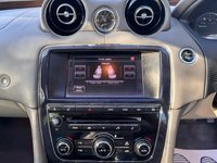 USED 2013 63 JAGUAR XJ 3.0 D V6 PORTFOLIO 4d 275 BHP 