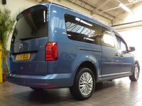 USED 2018 18 VOLKSWAGEN CADDY MAXI 2.0 C20 LIFE TDI 5d 148 BHP DSG 7 SEAT SAT NAV PARKING SENSORS VW SERVICE HISTORY 2 OWNERS FROM NEW