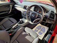 USED 2009 59 BMW 1 SERIES 2.0 118D SPORT 5d 141 BHP 8 SERVICE STAMPS