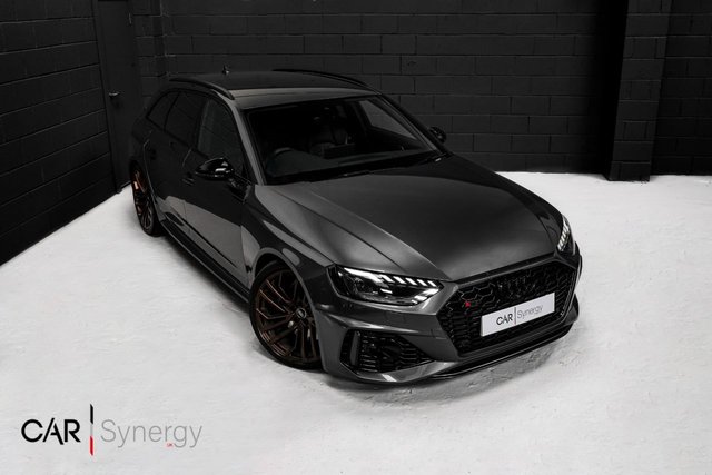 2020 03 Audi A4 2.9 RS 4 TFSI QUATTRO CARBON BLACK 5d 444 BHP