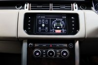 USED 2016 16 LAND ROVER RANGE ROVER 4.4 SDV8 AUTOBIOGRAPHY 5d 339 BHP FULL LR HISTORY, LR WARRANTY, HEADS UP, PAN ROOF, TOW BAR, MASSAGE SEATS, HEATED AND COOLED SEATS