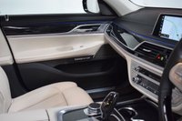 USED 2017 V BMW 7 SERIES 3.0 730D 4d 261 BHP SUNROOF / HUD / LASER LIGHTS