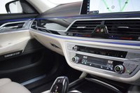 USED 2017 V BMW 7 SERIES 3.0 730D 4d 261 BHP SUNROOF / HUD / LASER LIGHTS