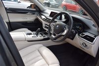 USED 2017 V BMW 7 SERIES 3.0 730D 4d 261 BHP SUNROOF / HUD / LASER LIGHTS