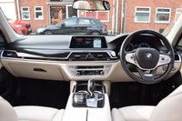 USED 2017 V BMW 7 SERIES 3.0 730D 4d 261 BHP SUNROOF / HUD / LASER LIGHTS
