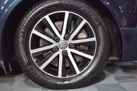 USED 2016 16 VOLKSWAGEN CARAVELLE 2.0 EXECUTIVE TDI BMT 5d 201 BHP TWIN ELECTRIC DOORS / CAR PLAY