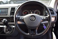 USED 2016 16 VOLKSWAGEN CARAVELLE 2.0 EXECUTIVE TDI BMT 5d 201 BHP TWIN ELECTRIC DOORS / CAR PLAY