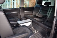 USED 2016 16 VOLKSWAGEN CARAVELLE 2.0 EXECUTIVE TDI BMT 5d 201 BHP TWIN ELECTRIC DOORS / CAR PLAY