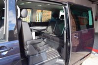 USED 2016 16 VOLKSWAGEN CARAVELLE 2.0 EXECUTIVE TDI BMT 5d 201 BHP TWIN ELECTRIC DOORS / CAR PLAY