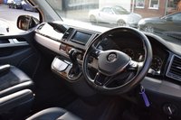 USED 2016 16 VOLKSWAGEN CARAVELLE 2.0 EXECUTIVE TDI BMT 5d 201 BHP TWIN ELECTRIC DOORS / CAR PLAY