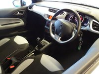 USED 2014 14 CITROEN DS3 1.2 DESIGN 3d  GENUINE VERY LOW MILES