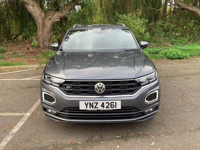 View our VOLKSWAGEN T-ROC