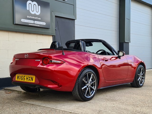 View our MAZDA MX-5