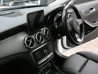 USED 2019 19 MERCEDES-BENZ GLA-CLASS 2.1 GLA 200 D 4MATIC SPORT EXECUTIVE 5d 134 BHP 4WD SAT NAV LEATHER HEATED SEATS ONE OWNER 6 MONTHS GOLD WARRANTY