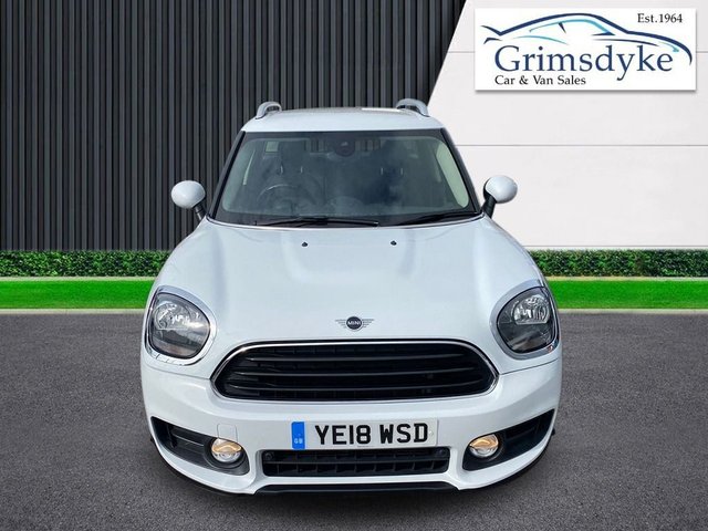 View our MINI COUNTRYMAN