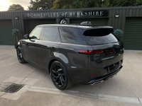 USED 2022 72 LAND ROVER RANGE ROVER SPORT 3.0 P400 DYNAMIC SE 5d 395 BHP In stock today ready to go!!! Simply stunning