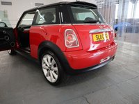 USED 2011 11 MINI HATCH COOPER 1.6 COOPER 3d 122 BHP GREAT VALUE FOR MONEY WITH LOADS OF FACTORY EXTRAS IN FANTASTIC CONDITION