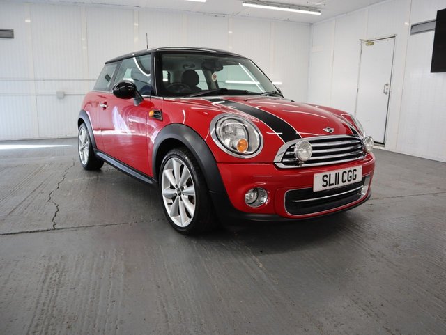 2011 11 MINI Hatch Cooper 1.6 COOPER 3d 122 BHP