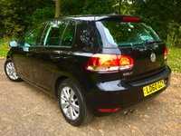 USED 2010 60 VOLKSWAGEN GOLF 1.4 SE TSI 5d 121 BHP 1 RETIRED OWNER // ONLY 49,900 MILES // SATNAV//X11 AIRBAGS//FRONT AND REAR PARK SENSORS//GREAT SERVICE HISTORY //ULEZ COMPLIANT//JUST SERVICED WITH NEW FRONT DISCS AND BRAKE PADS 1 RETIRED OWNER // ONLY 49,900 MILES // SATNAV///BLUETOOTH//X11 AIRBAGS//FRONT AND REAR PARK SENSORS//GREAT SERVICE HISTORY //ULEZ COMPLIANT//JUST SERVICED WITH NEW FRONT BRAKE DISCS AND PADS