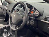 USED 2012 61 PEUGEOT 207 1.6 HDI CC SPORT 2d 112 BHP 41134 Miles Low mileage , Striking Oynx black ,
