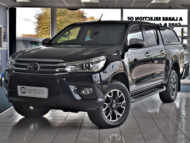 2018 18 Toyota HI-Lux 2.4 INVINCIBLE X 4WD D-4D D/CAB 4d 147 BHP EURO 6 HARD-TOP