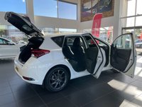 USED 2016 16 TOYOTA AURIS 1.8 VVT-I EXCEL TSS 5d 99 BHP HIGHLY ECONOMICAL HYBRID