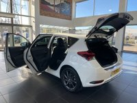 USED 2016 16 TOYOTA AURIS 1.8 VVT-I EXCEL TSS 5d 99 BHP HIGHLY ECONOMICAL HYBRID