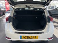 USED 2016 16 TOYOTA AURIS 1.8 VVT-I EXCEL TSS 5d 99 BHP HIGHLY ECONOMICAL HYBRID