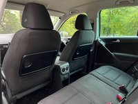 USED 2009 59 VOLKSWAGEN TIGUAN 2.0 R LINE TDI 4MOTION 5d 138 BHP FSH+BLUETOOTH+4WD