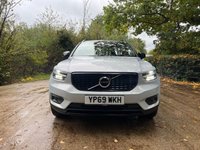 USED 2019 69 VOLVO XC40 1.5 T3 R-DESIGN 5d 161 BHP ZERO DEPOSIT FINANCE AVAILABLE