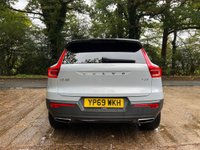 USED 2019 69 VOLVO XC40 1.5 T3 R-DESIGN 5d 161 BHP ZERO DEPOSIT FINANCE AVAILABLE
