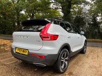 USED 2019 69 VOLVO XC40 1.5 T3 R-DESIGN 5d 161 BHP ZERO DEPOSIT FINANCE AVAILABLE