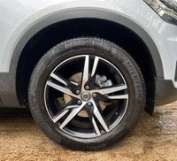 USED 2019 69 VOLVO XC40 1.5 T3 R-DESIGN 5d 161 BHP ZERO DEPOSIT FINANCE AVAILABLE