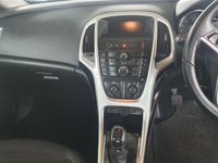 USED 2015 P VAUXHALL ASTRA 1.4 EXCITE 5d 98 BHP 