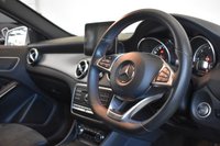 USED 2018 18 MERCEDES-BENZ GLA-CLASS 2.1 GLA 220 D 4MATIC AMG LINE PREMIUM 5d 174 BHP Sat Nav, CarPlay, Heated Seats