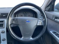 USED 2010 59 VOLVO V50 1.6 D DRIVE SE 5d 109 BHP www.suffolkcarcentre.co.uk - Located at Lowestoft