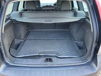 USED 2010 59 VOLVO V50 1.6 D DRIVE SE 5d 109 BHP www.suffolkcarcentre.co.uk - Located at Lowestoft