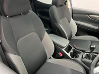 USED 2018 68 NISSAN QASHQAI 1.3 DIG-T N-CONNECTA 5d 140 BHP 