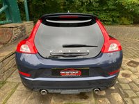 USED 2013 13 VOLVO C30 2.0 D3 SE 3d 148 BHP RARE VOLVO C30 D3 2.0 SE COUPE - DIESEL - FULL SERVICE HISTORY - 2 KEYS - BLUETOOTH - PARK ASSIST - CRUISE CONTROL - GLOSS BLACK 17 INCH ALLOYS