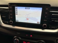 USED 2017 67 KIA STONIC 1.0 FIRST EDITION 5d 118 BHP KIA HIST-SAT NAV-2YR WARANTY HEATED SEATS AND STEERING WHEEL, SAT NAV, REVERSE CAMERA AND SENSORS