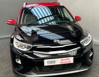 USED 2017 67 KIA STONIC 1.0 FIRST EDITION 5d 118 BHP KIA HIST-SAT NAV-2YR WARANTY HEATED SEATS AND STEERING WHEEL, SAT NAV, REVERSE CAMERA AND SENSORS