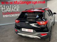 USED 2017 67 KIA STONIC 1.0 FIRST EDITION 5d 118 BHP KIA HIST-SAT NAV-2YR WARANTY HEATED SEATS AND STEERING WHEEL, SAT NAV, REVERSE CAMERA AND SENSORS