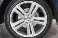 USED 2017 17 VOLKSWAGEN TOUAREG 3.0 V6 R-LINE PLUS TDI BLUEMOTION TECHNOLOGY 5d 259 BHP +HEATED SEATS AND STEERING WHEEL+