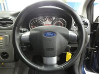 USED 2010 10 FORD FOCUS 1.6 ZETEC 5d 100 BHP NICE TIDY EXAMPLE LADY OWNER LOW MILEAGE EXCELLENT SERVICE HISTORY